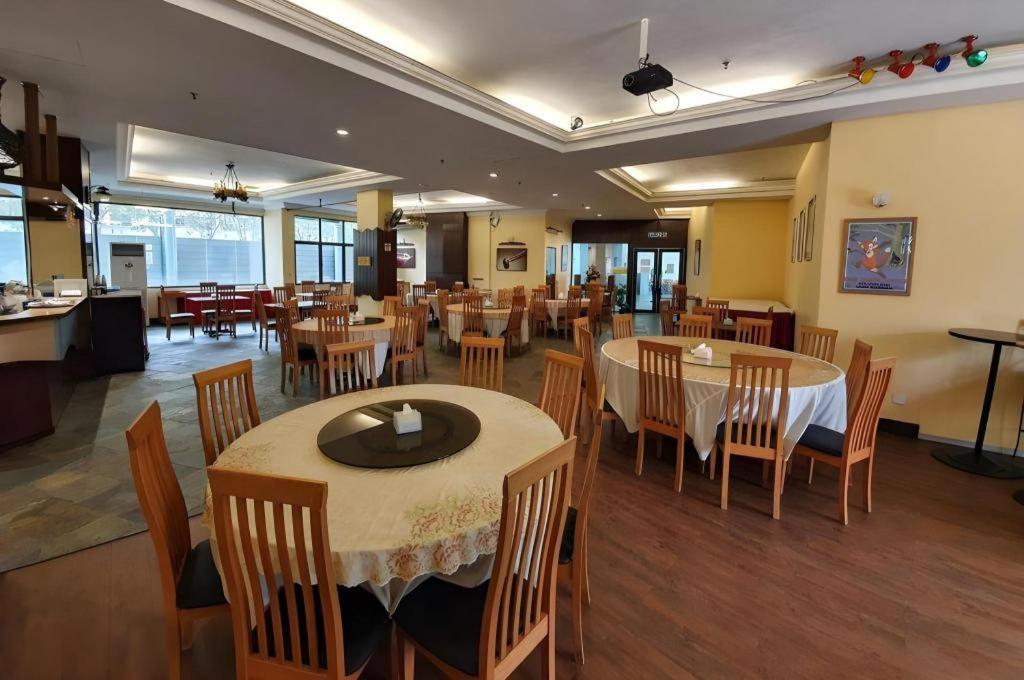 Stallions Suite Penang Jelutong Extérieur photo