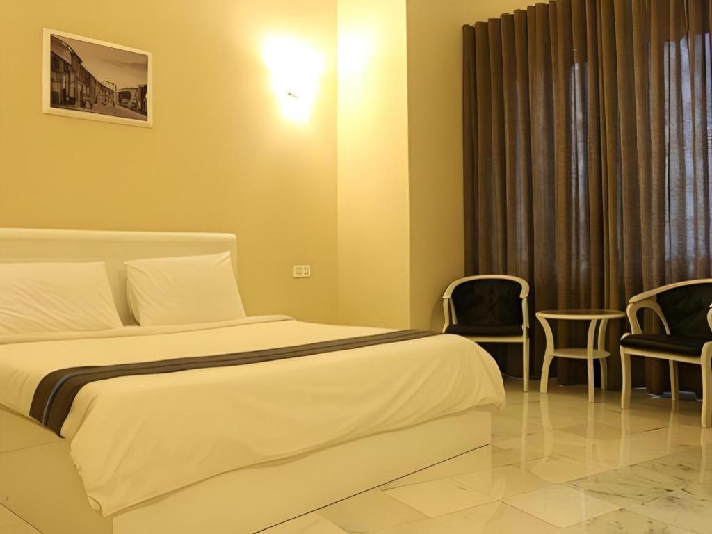 Stallions Suite Penang Jelutong Extérieur photo