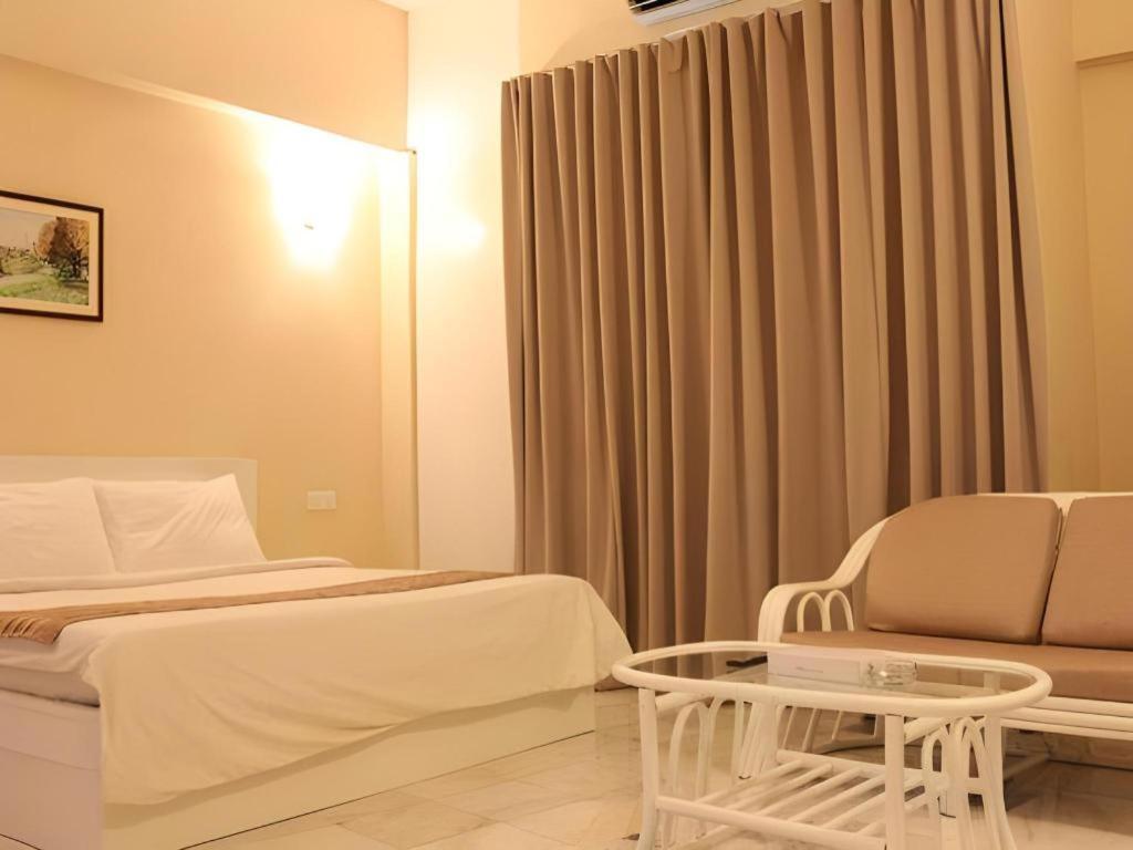 Stallions Suite Penang Jelutong Extérieur photo