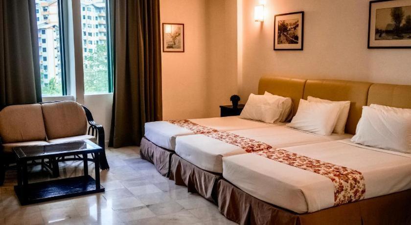 Stallions Suite Penang Jelutong Extérieur photo
